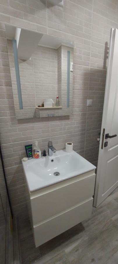 Apartmán Apartament Nina Năvodari Exteriér fotografie